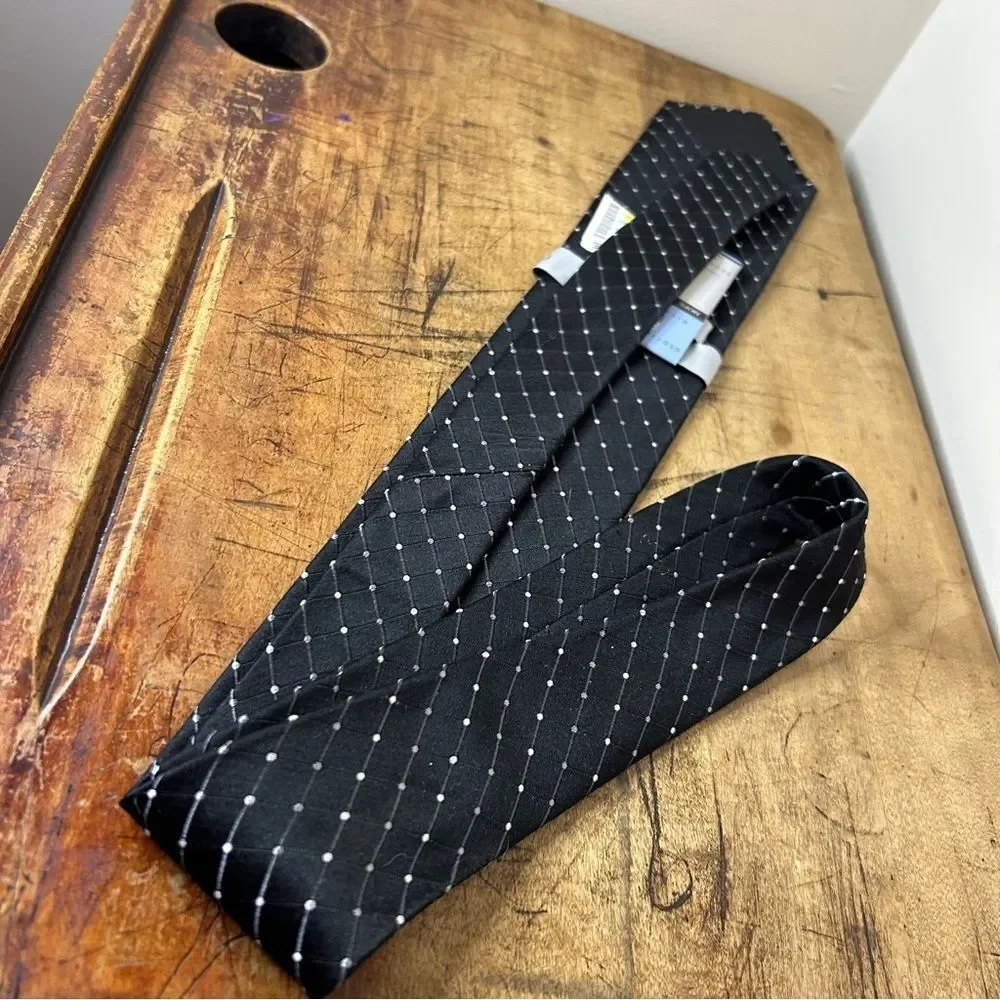 Geoffrey Beene Black Silk Tie Silver & Gray Diagonal Lines & Dots NWT New
